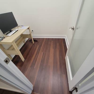 Laminate floor installation